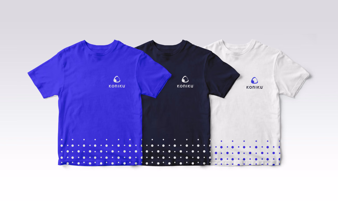 Koniku T-shirts in violet, black and white